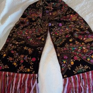 NWT ETRO silk and velvet embroidered and beaded scarf paisley Brown with multi